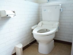 清潔なトイレ設備