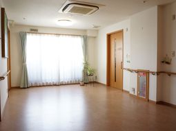 明るい廊下の様子