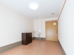 清潔な廊下の角