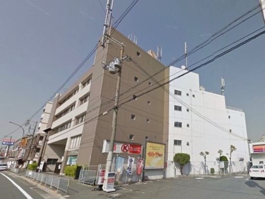 都市型施設の外観