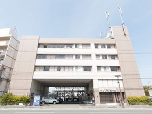 多階建て建物の外観