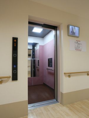 バリアフリー対応エレベーター