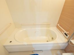 バリアフリー浴室の設備