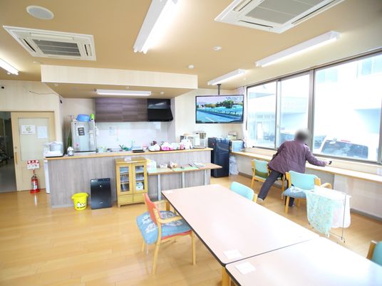 明るいダイニングエリア