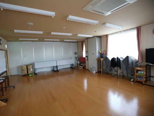 広々とした多目的スペース