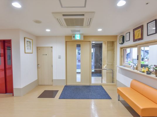 清潔なエントランス風景