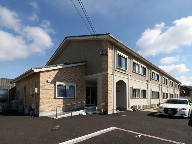 清潔な外観の建物