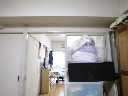 居室の入口と収納
