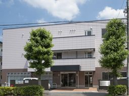 清潔感のある建物の外観