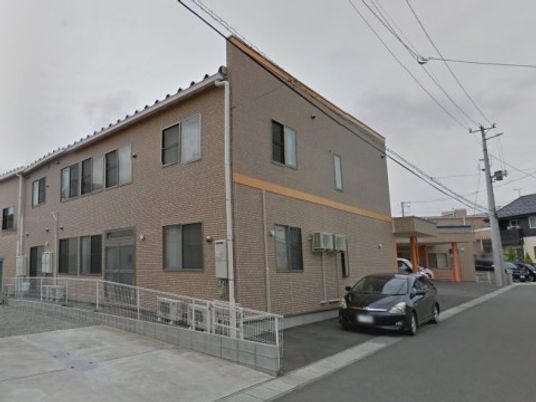 オレンジラインの建物外観