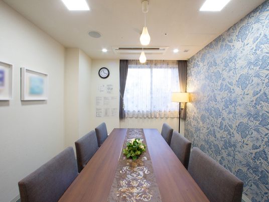 会議室の室内風景