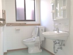 清潔感あるトイレ空間