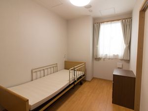 明るい清潔な居室