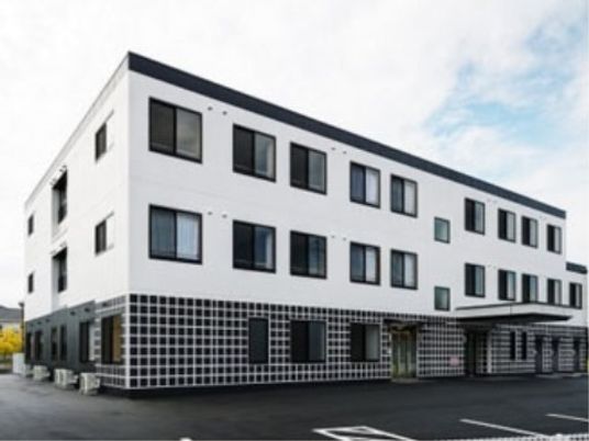 白い建物外観イメージ