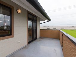 広々としたバルコニー