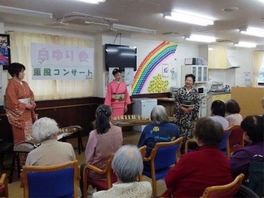 活気ある催しの様子