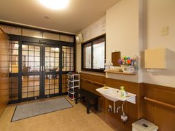 和風エントランスの一室