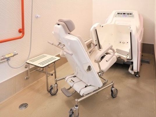快適な浴室用椅子