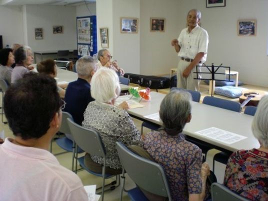 多目的室の和やかな様子