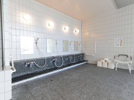 バリアフリーの浴室