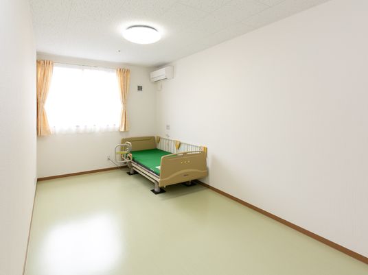 清潔な個室の居室