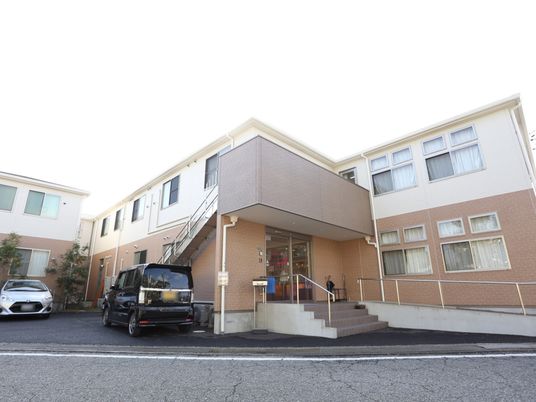 施設のエントランス風景