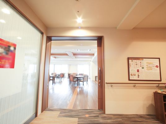 開放的なダイニングエリア