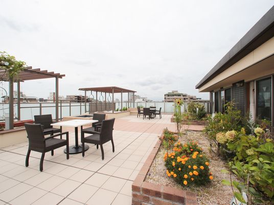 屋上の憩いの空間