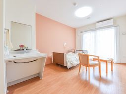 明るい部屋と家具