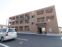 清潔感のある外観の建物