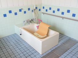 清潔な浴室の一角