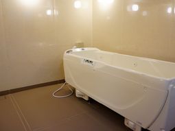 清潔な浴室の一角