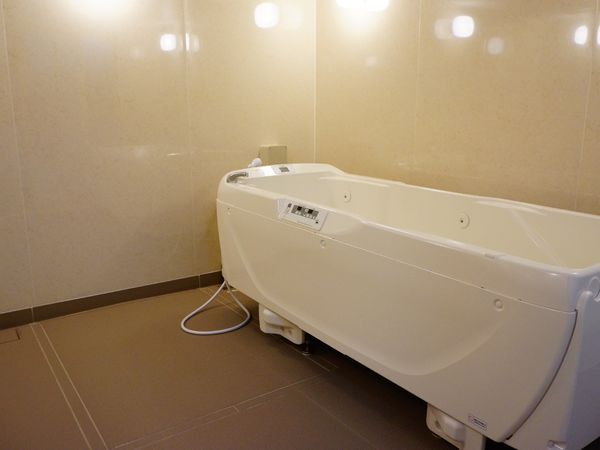 清潔な浴室の一角
