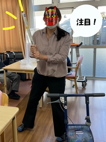 笑顔のスタッフと居室