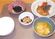 和食の並ぶ食卓