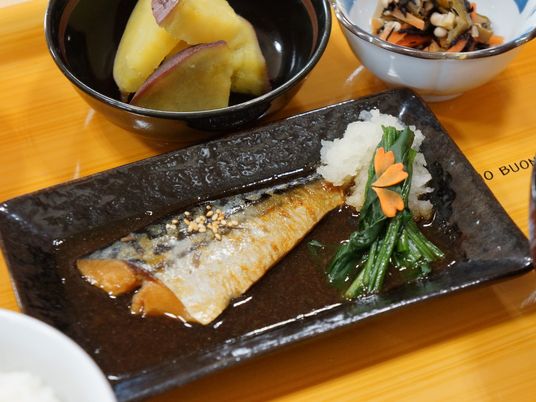 彩り豊かな和食料理