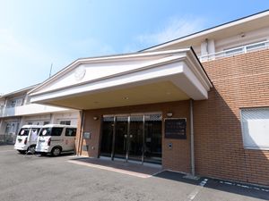 エントランス正面観