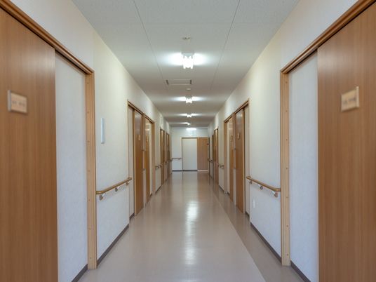 清潔な廊下の風景