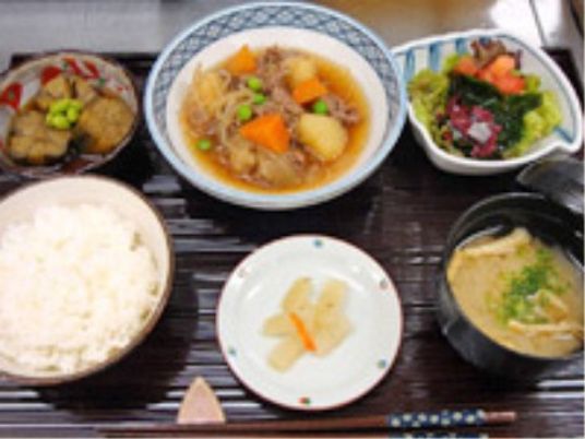 彩り豊かな和食膳