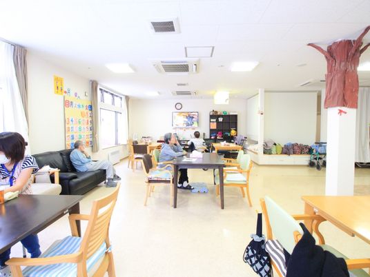 居心地の良いラウンジの様子