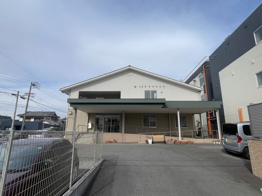 安心の施設外観