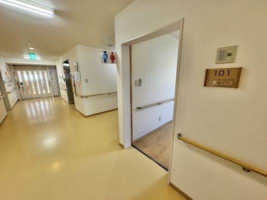 静かな廊下