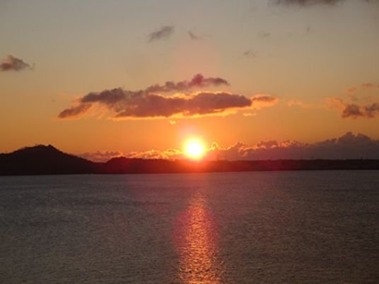 海上の夕日景色