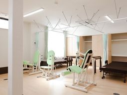 明るいトレーニング室