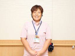 笑顔のスタッフイメージ