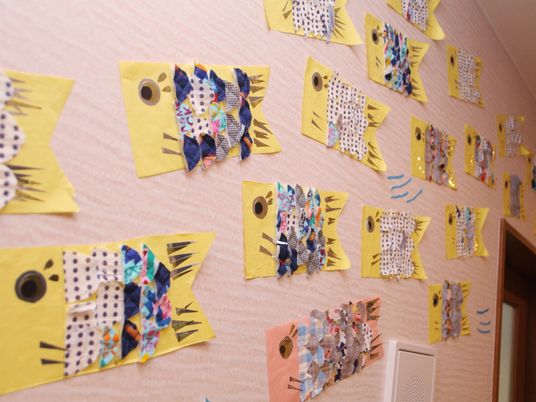 壁に飾られた手作り魚