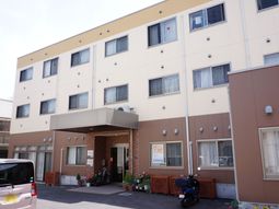清潔な施設のエントランス