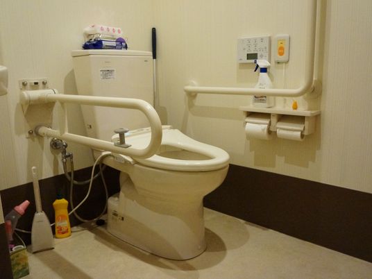 バリアフリーのトイレ設備