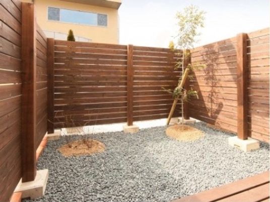 中庭の角度からの眺め