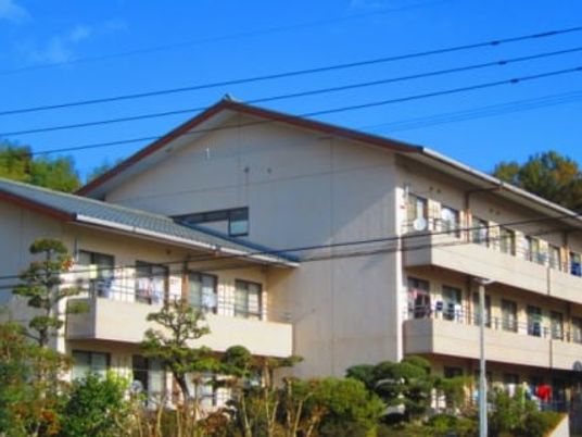 外観の建物正面  